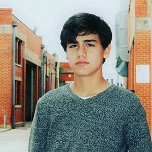 Meet your Posher, Lon